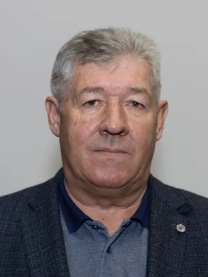 Устинов Юрий Леонидович